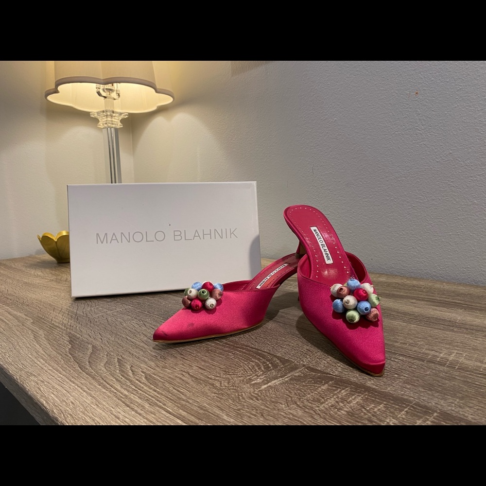 Manolo Blahnik Raspberry Pink kitten heel slides